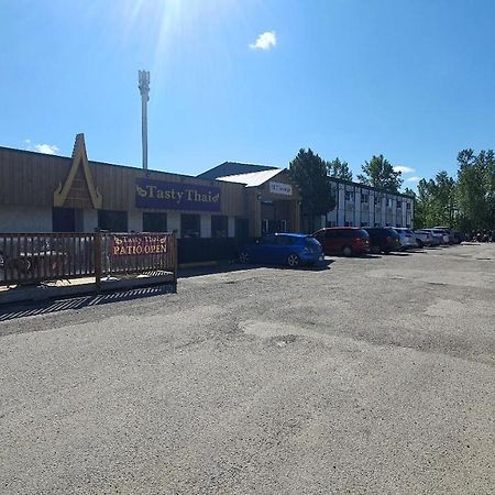Sundre Motor Inn エクステリア 写真