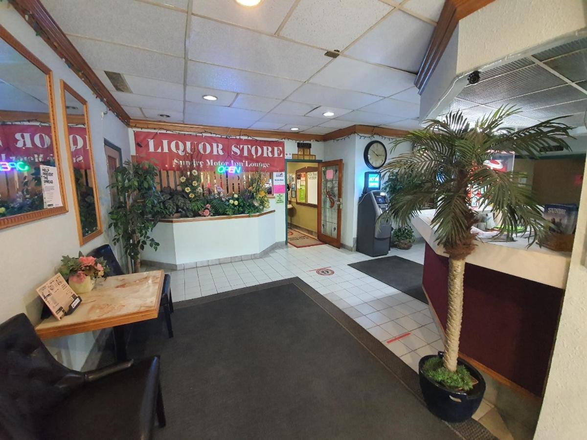 Sundre Motor Inn エクステリア 写真