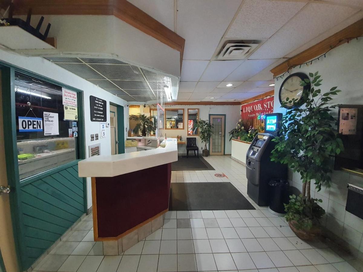 Sundre Motor Inn エクステリア 写真