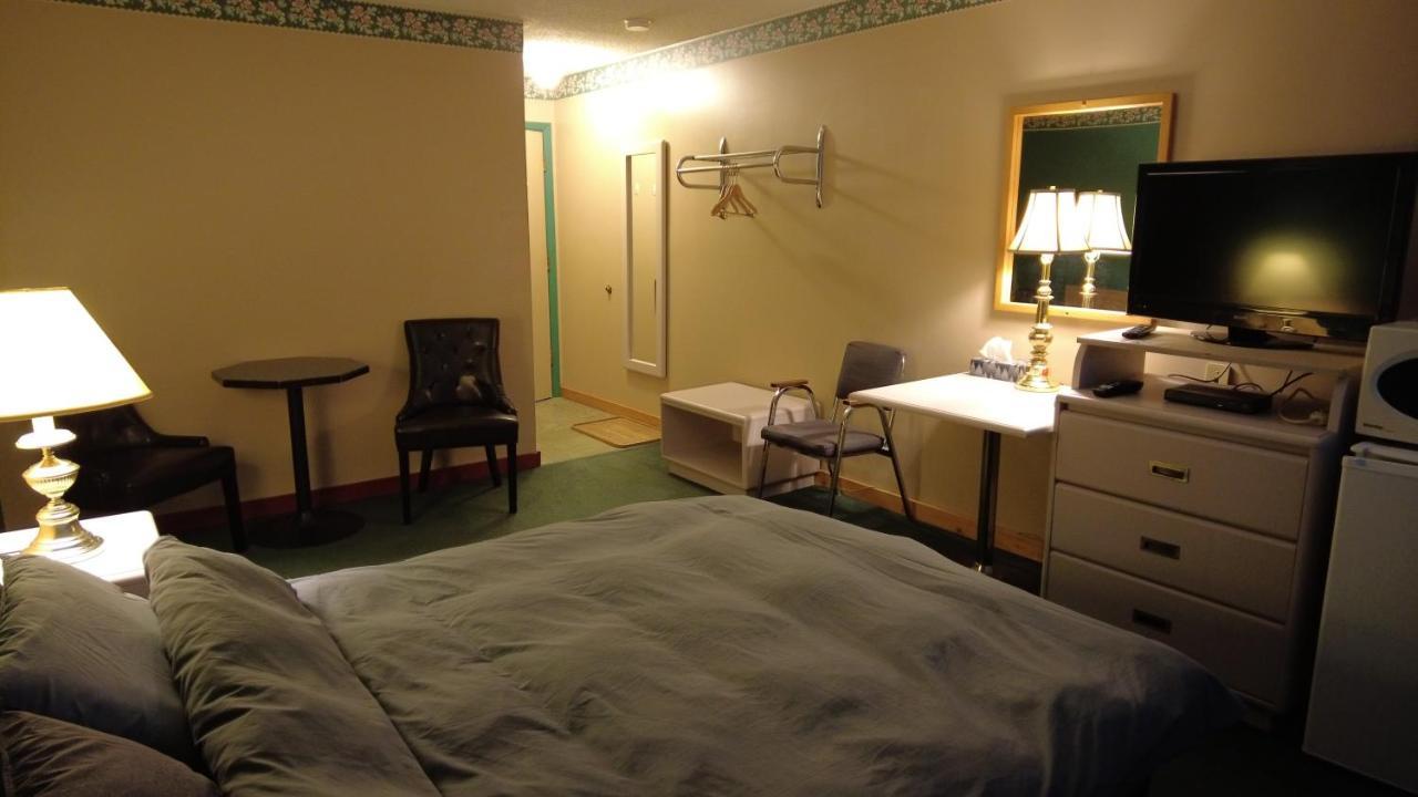 Sundre Motor Inn エクステリア 写真