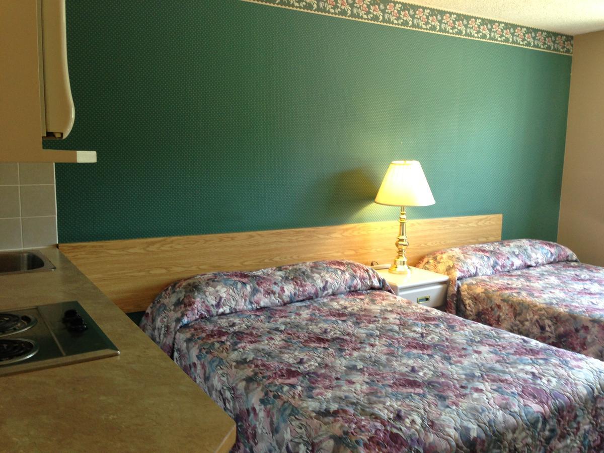 Sundre Motor Inn エクステリア 写真