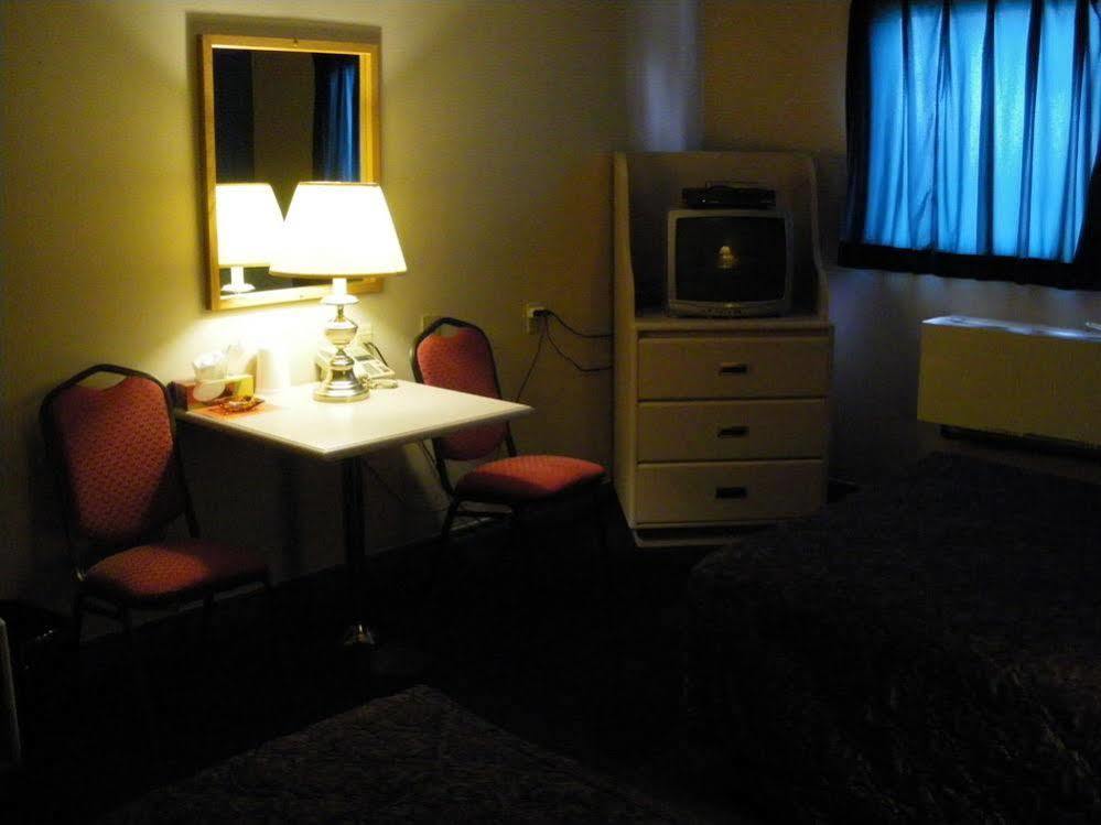Sundre Motor Inn エクステリア 写真
